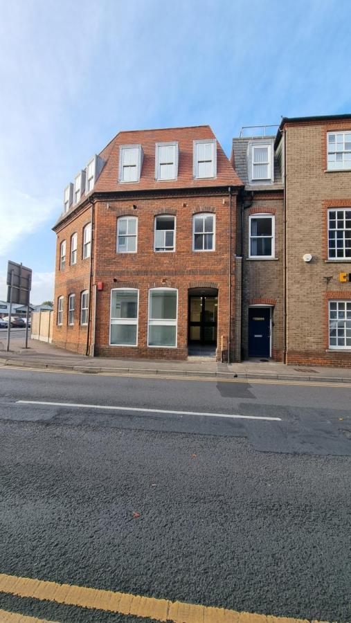 George House Newbury Luxury Apartments Exterior photo